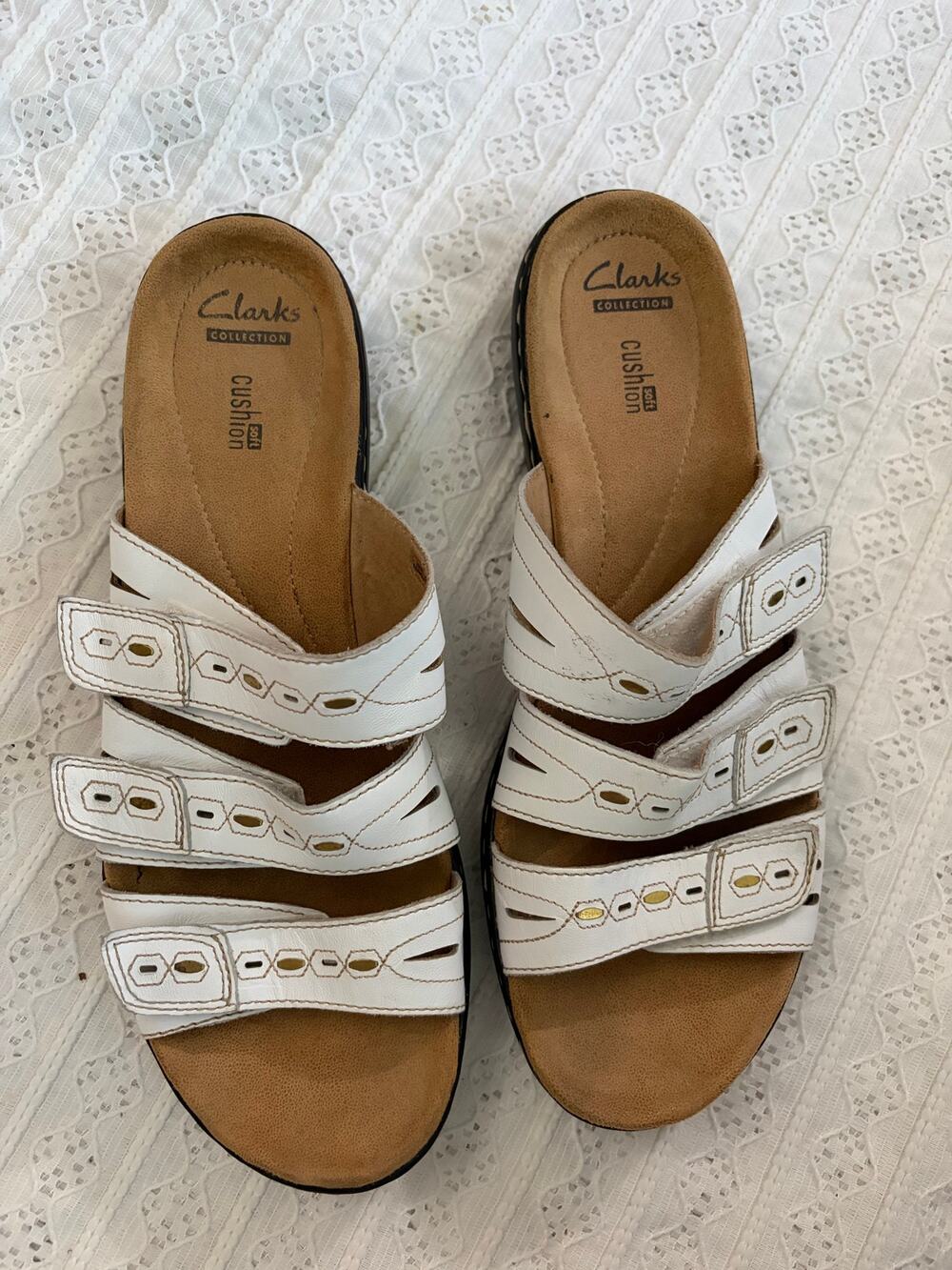 Clarks Collection White Leather Triple Strap Slide Sandals Cushion Soft 11